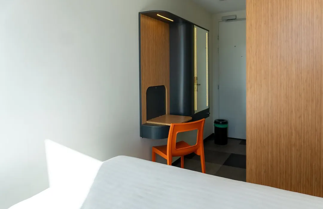 easyHotel Amsterdam Zaandam-1
