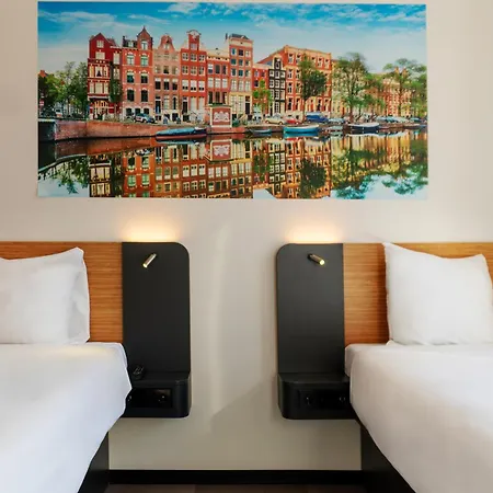 easyHotel Amsterdam Zaandam-2